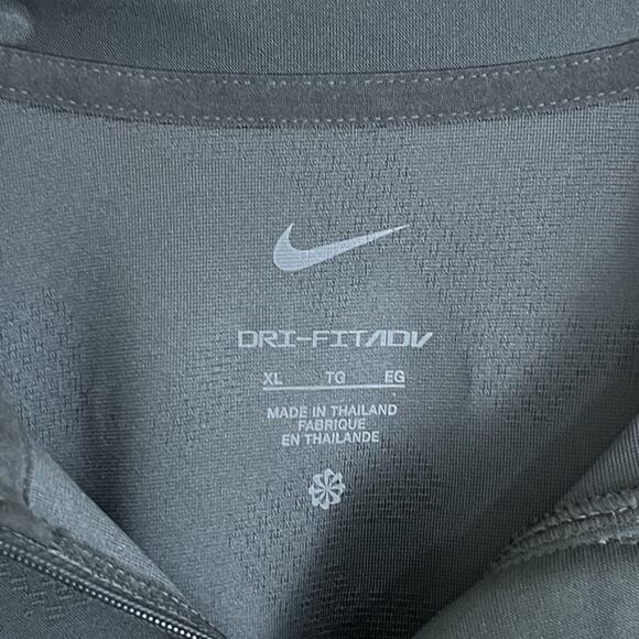 Nike Golf ADV Tour Fit Advantage 1/2 Zip Pullover Mens XL Gray Shirt DR5281 060 - Picture 5 of 6